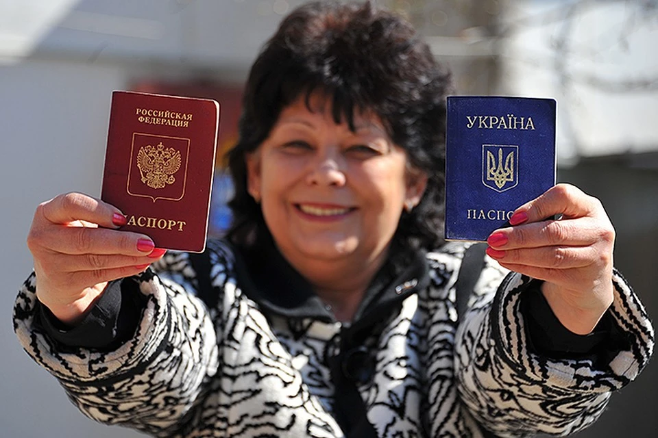 Из-за истории с паспортами для жителей республик Донбасса Киев рассчитывает на усиление санкционного давления на Россию.