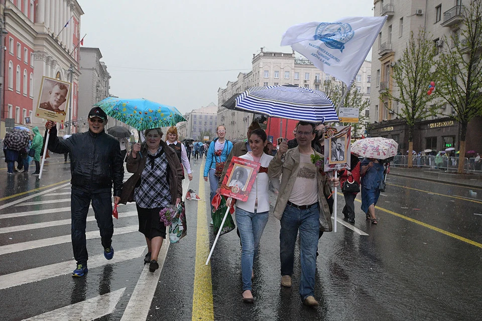 9 мая на Москву обрушился ливень. Но салют состоится в любую погоду