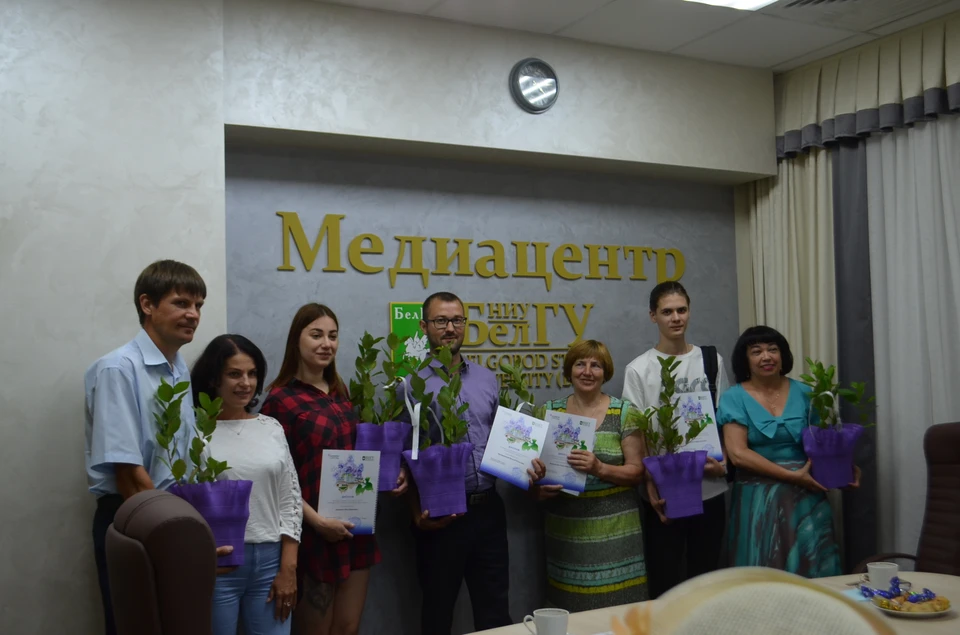 В Белгороде призы от ботсада получили победители конкурса «Белгородская сирень».