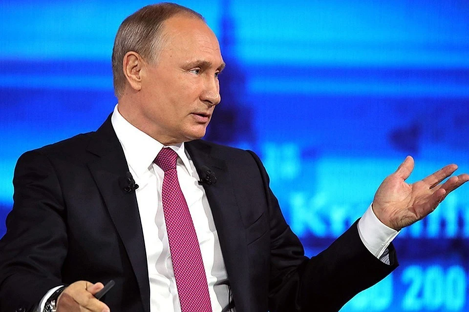 Владимир Путин: Самое простое в моем положении – махать шашкой. Но если кто-то чего-то не делает, в этом есть и моя вина