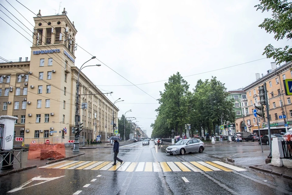 На три недели будет полностью прекращено движение по Комсомольскому проспекту на перекрестке с улицей Революции.