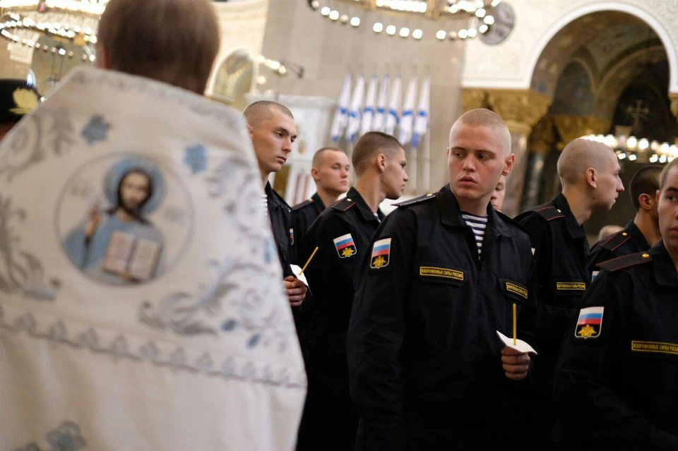 В Петербурге прошла панихида по погибшим на подлодке морякам