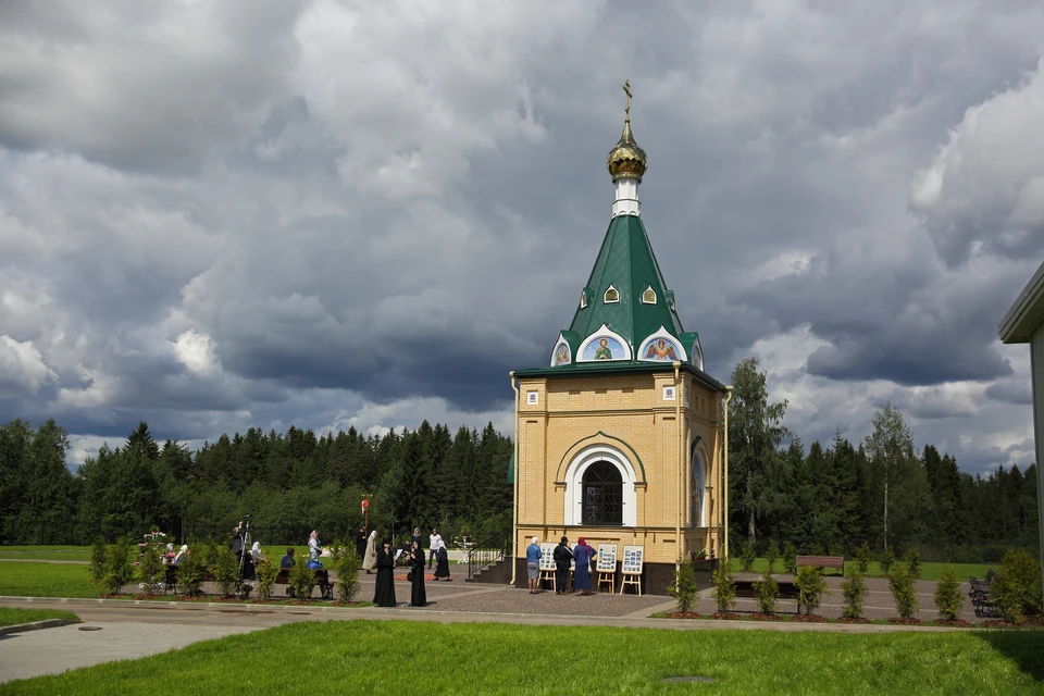 Три года назад здесь был пустырь, на который свозился всякий мусор.