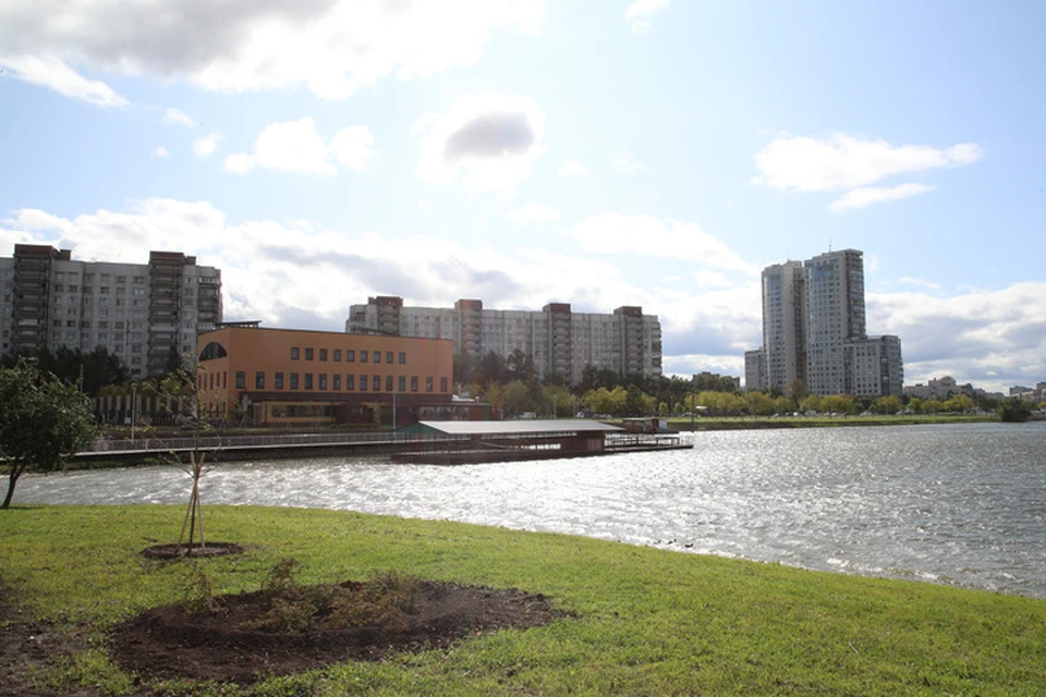 О том, что во Фрунзенском районе появится новый парк, петербуржцам сообщили в марте 2018 года. Фото: пресс-служба администрации Санкт-Петербурга