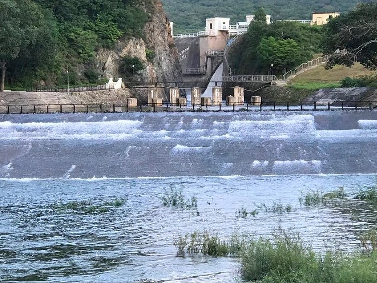 Внимание: во Владивостоке начинается сброс воды с переполненных  водохранилищ - KP.RU