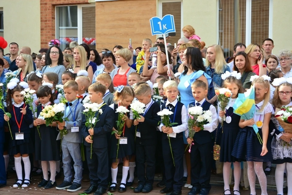 Школа на Аксакова - самая крупная в Калининградской области.