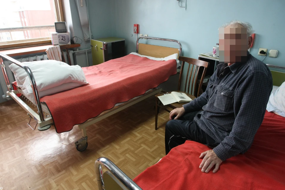Их психиатрической лечебницы в Челябинске сбежали пациенты.