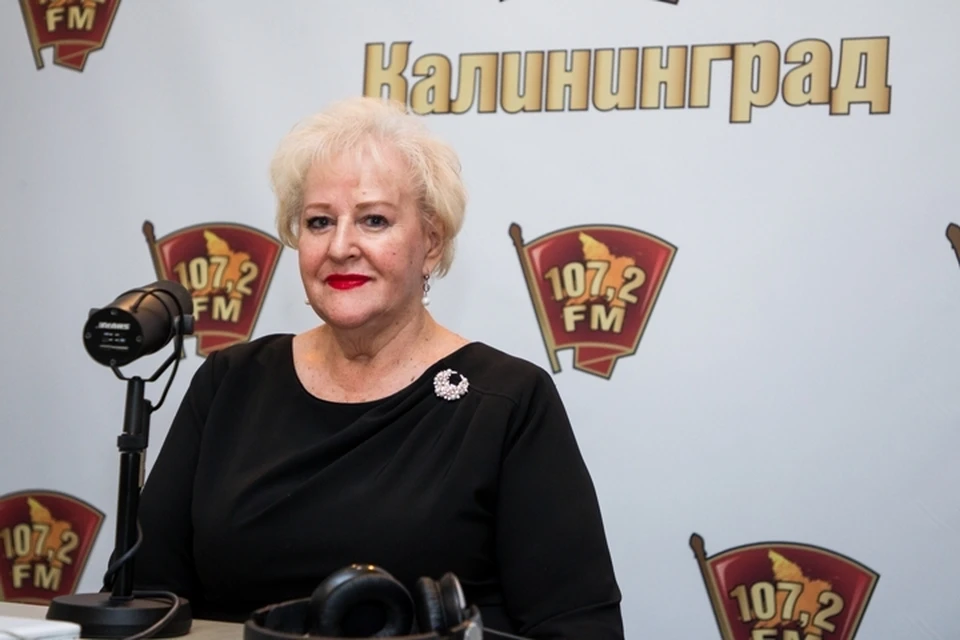 Людмила Осипова в студии радио "КП".