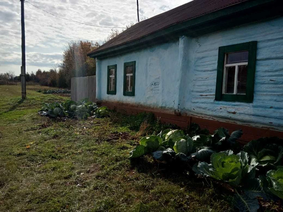 Деревня выглядит довольно заброшенной