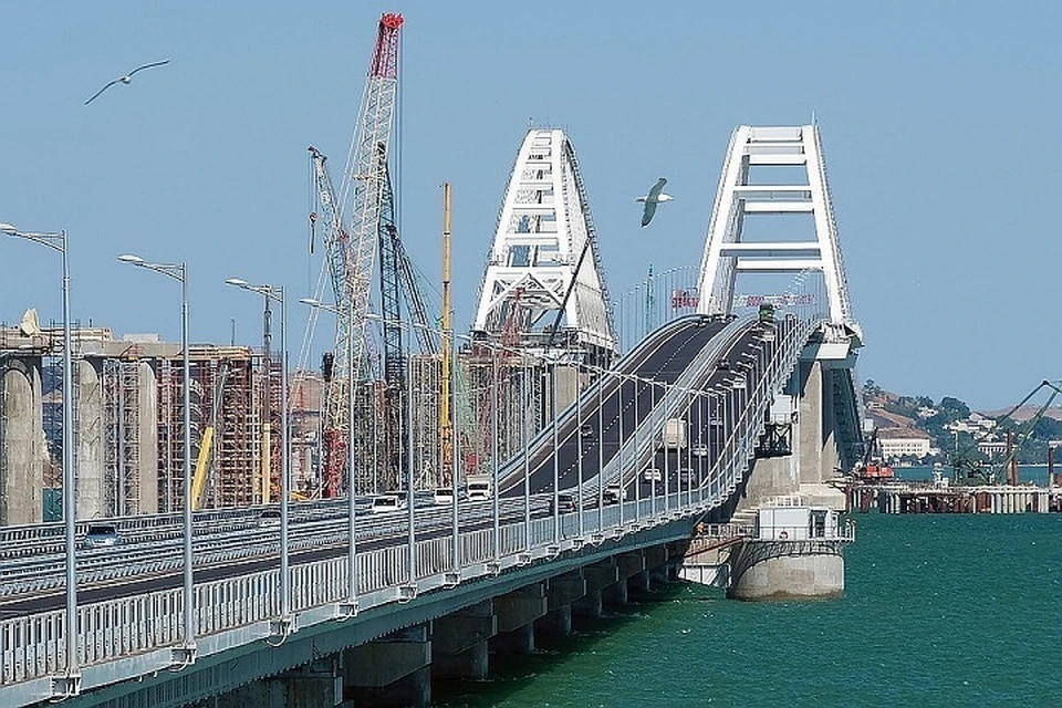 Открытие ж/д части моста через Керченский пролив запланировано на декабря 2019 года. Фото: инфоцентр "Крымский мост"