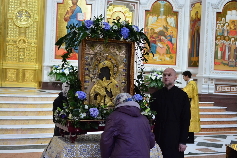 До 28 октября она пробудет в Кафедральном соборе Христа Спасителя.