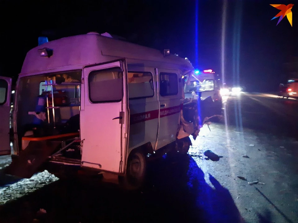 Два погибших и три пострадавших: в Удмуртии столкнулись скорая и грузовик Фото: предоставлено очевидцами