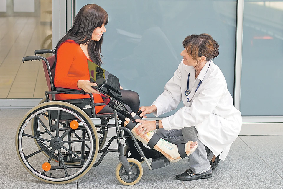 И протезы, и кресла-коляски, и другие изделия полагаются бесплатно, если они предусмотрены в индивидуальной программе реабилитации инвалида. Фото: globallookpress.com