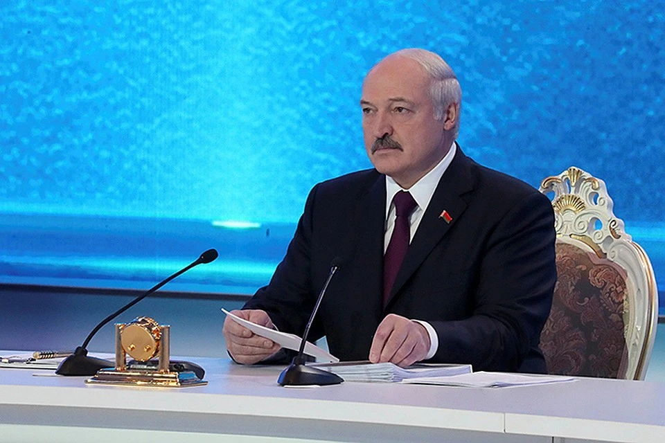 Лукашенко считает, что обстановка в Белоруссии сейчас не такая, чтоб обсуждать создание общего с Россией парламента или президентского поста