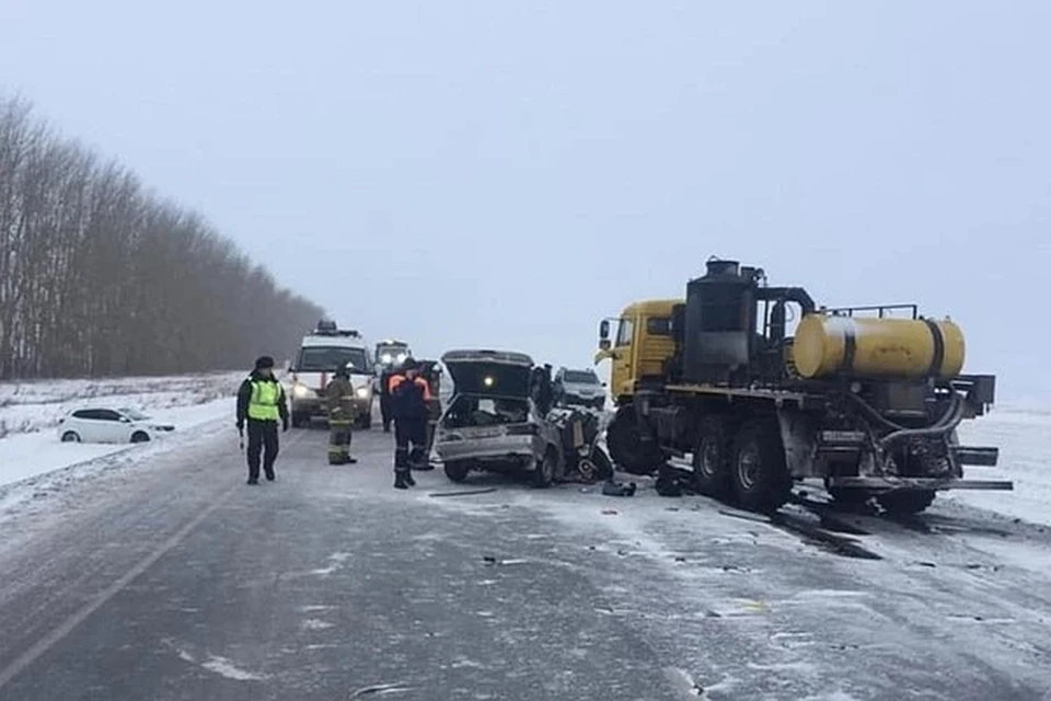 В авариях с начала года погибли люди, осиротели дети