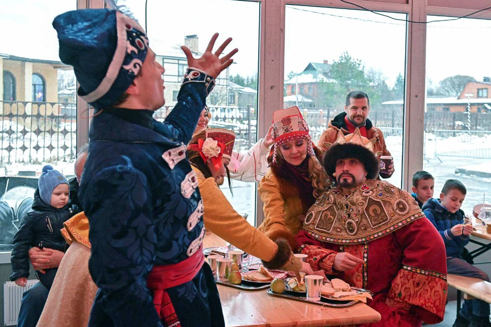 В подмосковной Истре до 8 января проходит большой праздничный фестиваль «Сказочное Рождество».