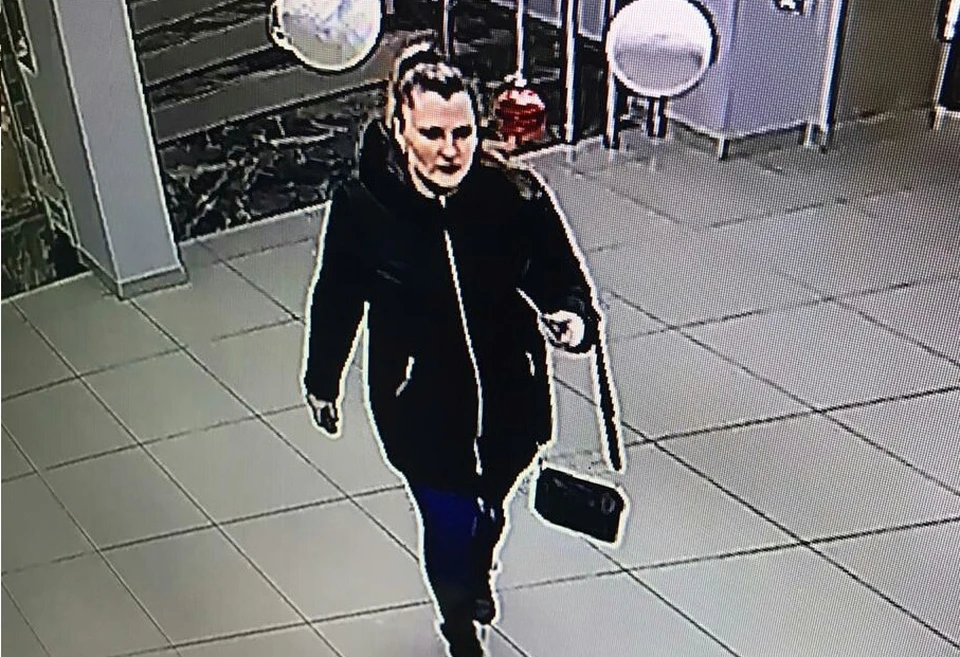 В Ноябрьске нашлась «маша-растеряша», посеявшая в торговом центре 10 тысяч рублей. Фото: НЕтипичный Ноябрьск
