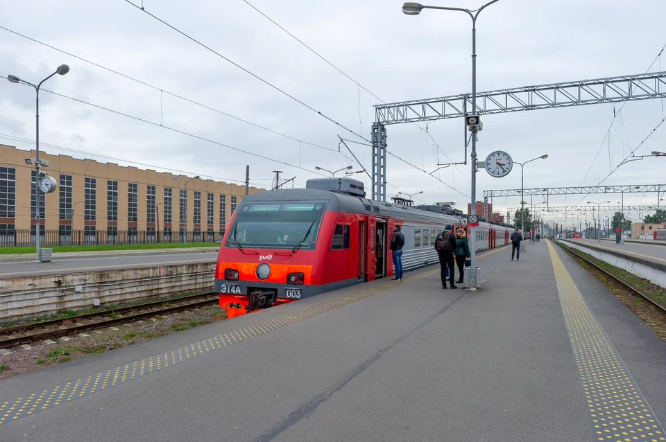 Через десять лет электричка должна стать привычным городским транспортом в Петербурге.