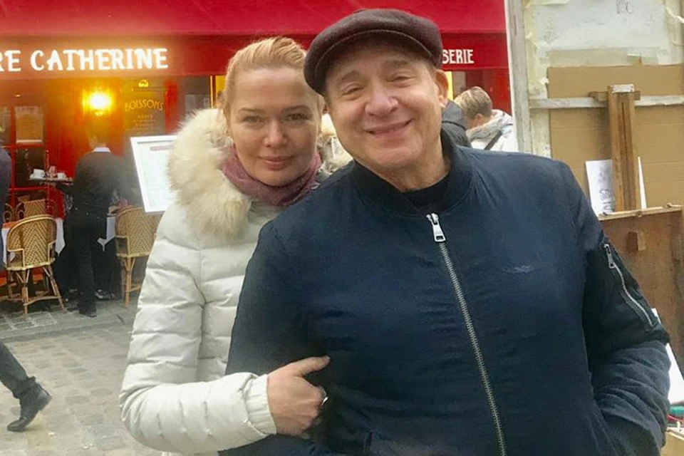 Дунаевский и его любимая женщина Алла Новоселова встречают 2020 год в Париже. Фото: Личный архив