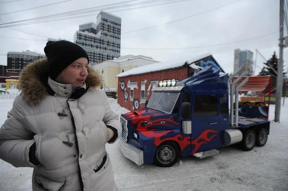 Руководство парка планирует расчистить входную группу от павильонов-аттракционов.