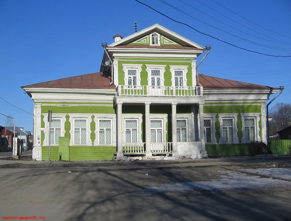 Ленинградская, 12