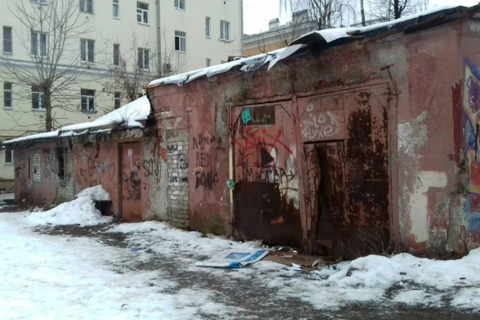 В постройке в любой момент может рухнуть крыша ФОТО: прокуратура Ярославской области