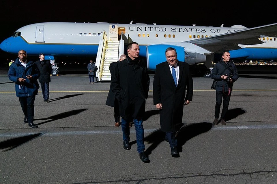Госсекретарь США Майкл Помпео прилетел в Берлин. Фото: Twitter / Secretary Pompeo