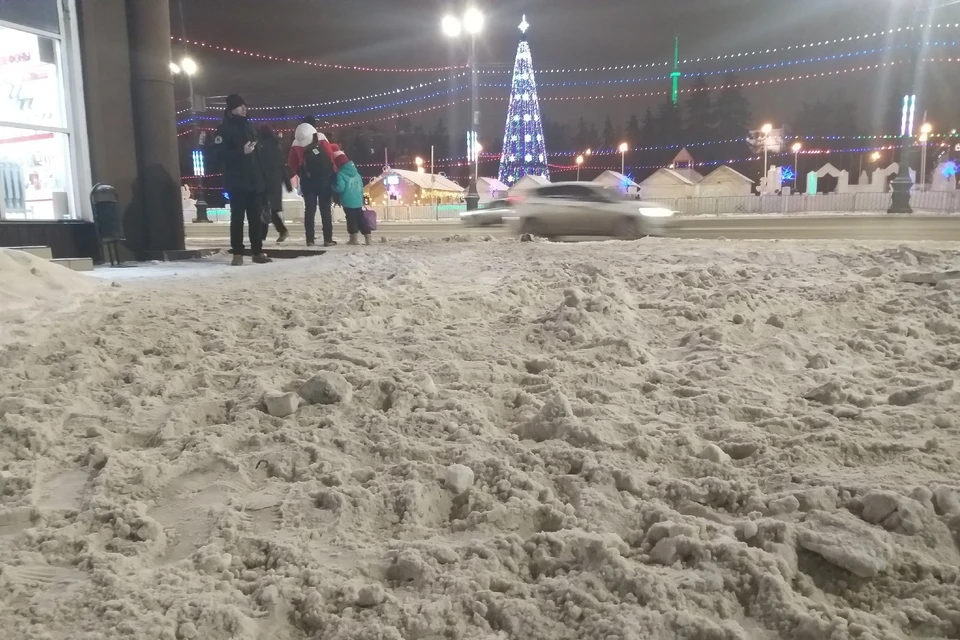 Под этой снежной пудрой сплошной лед