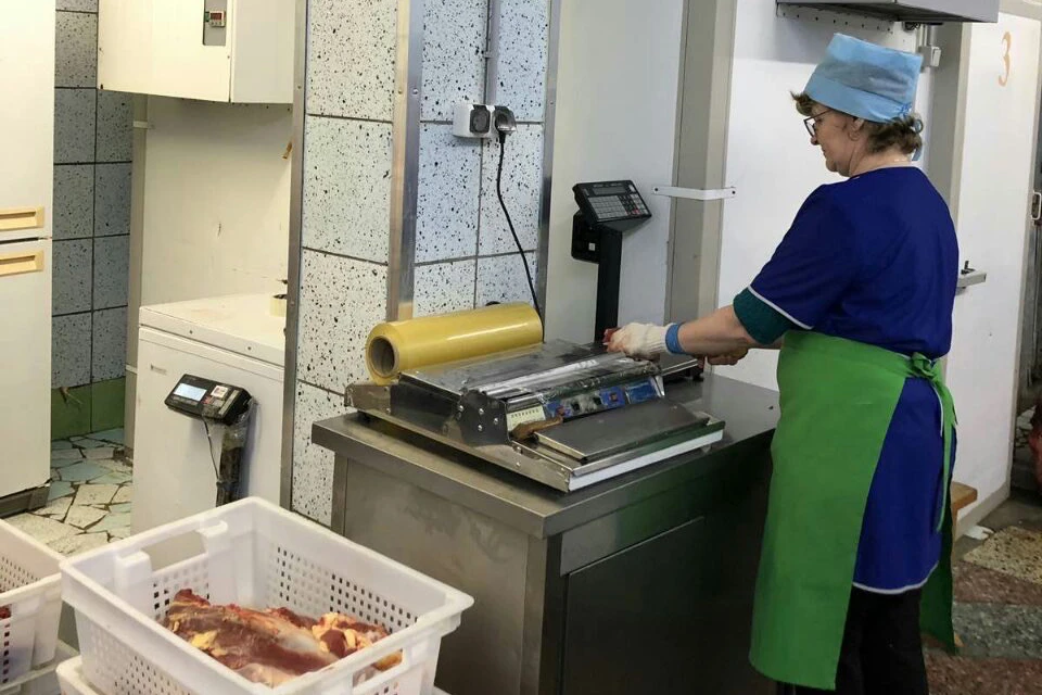 Цех по переработке мяса в жилом доме на Станиславского,30 ФОТО:Надежды Антошиной
