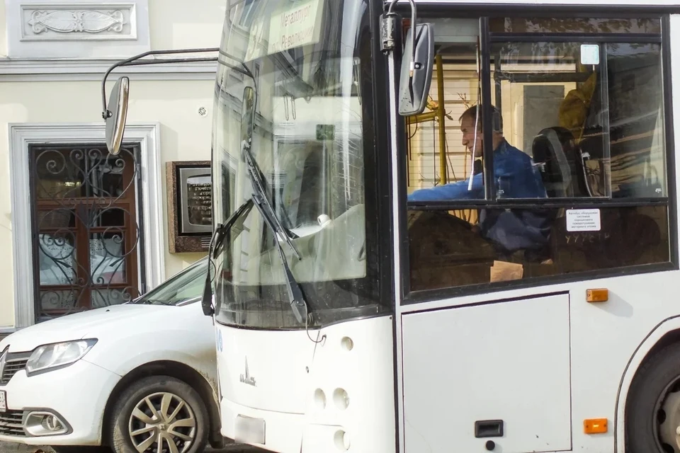 Это сделают, чтобы жители Красноглинского района смогли по пересадочному билету сесть около «Самара Арены» на другой автобус или трамвай.