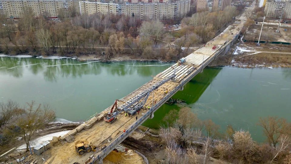 Орловский губернатор показал в соцсетях, как идет ремонт моста Дружбы. Фото: Андрей Клычков