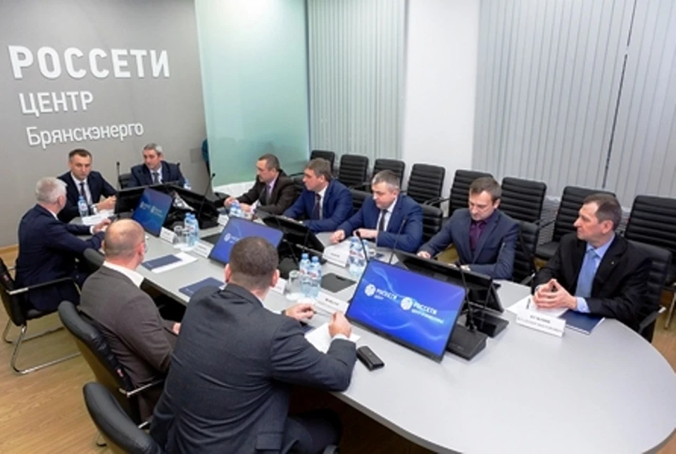 В филиале «Россети Центр Брянскэнерго» состоялась рабочая встреча с представителями ГПО «Белэнерго».