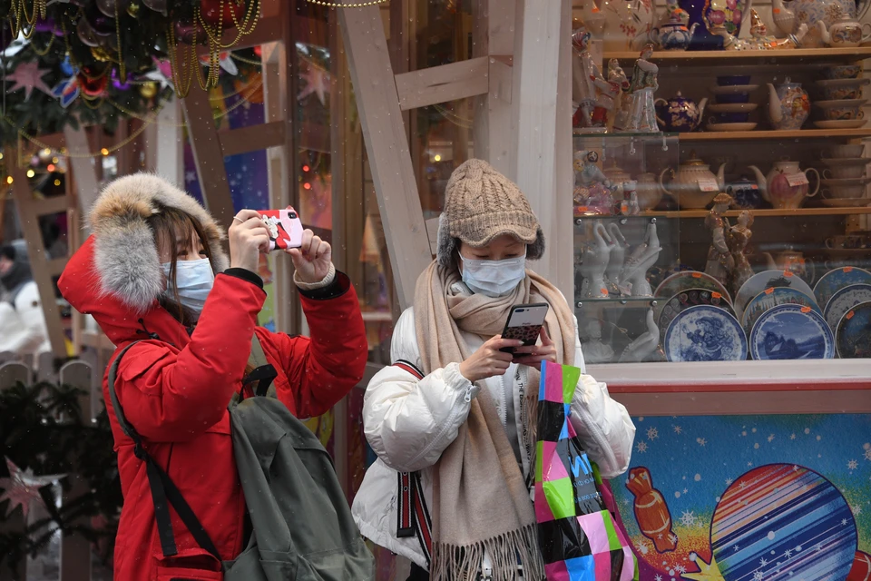 Китайские туристы на Красной площади. Фото: Михаила Фролова