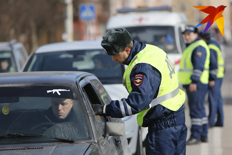 В Госавтоинспекции напомнили, что пьяным нарушителям грозит штраф в 30 тысяч рублей и лишение водительских прав до двух лет.