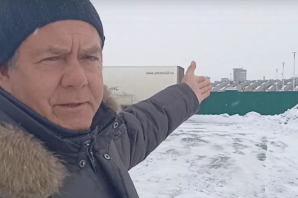 В Челябинске Николай Платошкин побывал у недостроя общественно-делового центра "Крылья". Фото: соцсети.