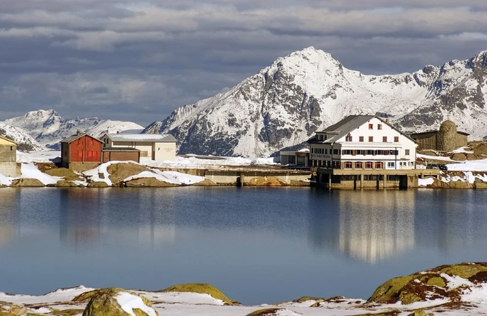 Гренландия планирует продавать воду из тающих ледников