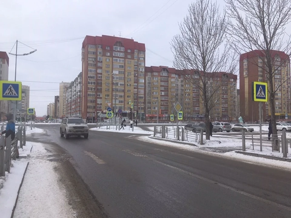 В Тюмени ищут водителя, сбившего на перекрестке девушку. Фото - ГИБДД Тюменской области.