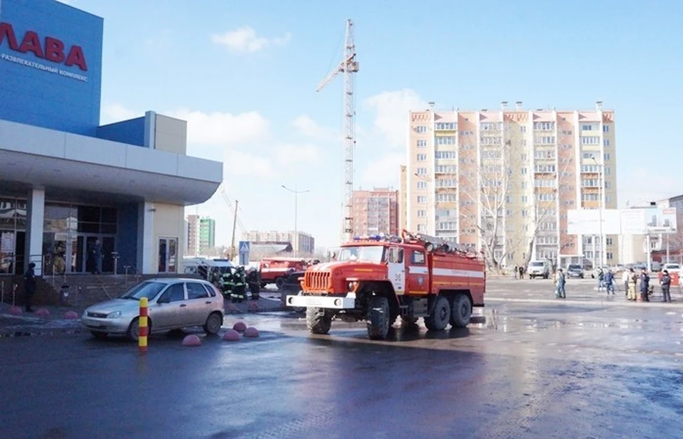 Трк слава копейск. Копейск центр Слава. ТК Слава Копейск. ТРК Урал Копейск. Копейская пожарная часть.