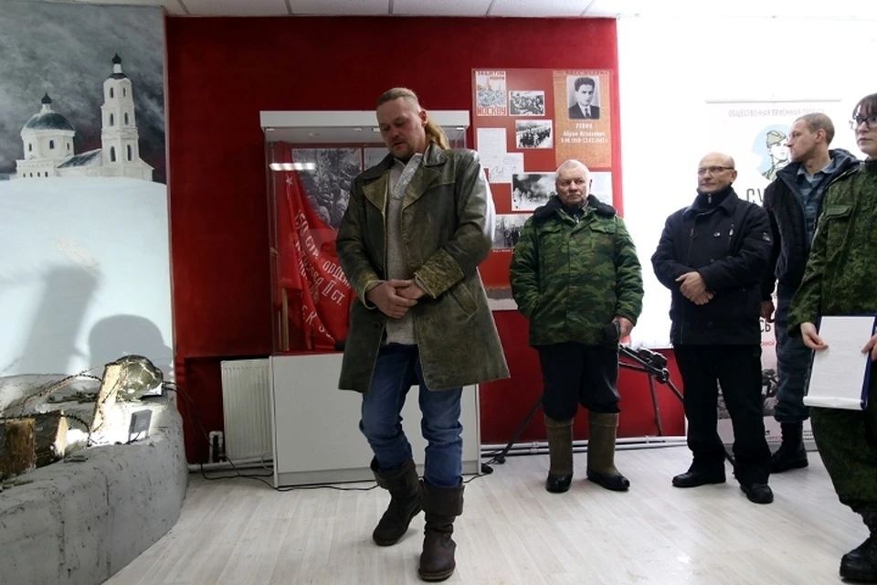 Андрей Смирнов (в центре) в музее "Ржевский выступ"