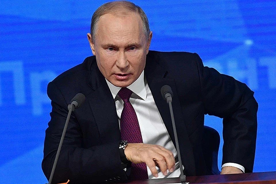 Путин подписал закон о расширении программы маткапитала