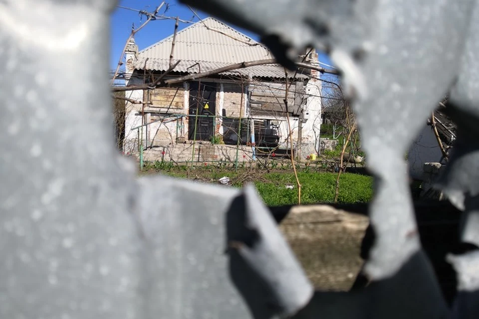 Украина продолжает обстрел территории ДНР.