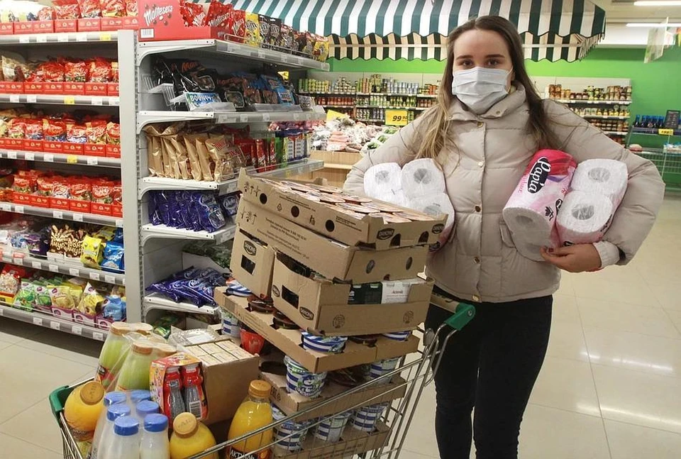 В России разрешили круглосуточно завозить продукты в магазины