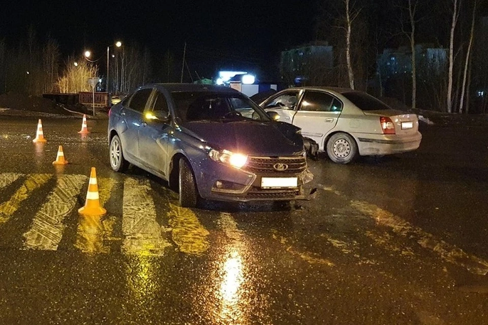 В Югре два пассажира пострадали при столкновении quot;Хендайquot; и quot;Лада Грантаquot; - KP.R