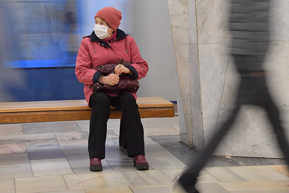 Пассажирка в московском метро.