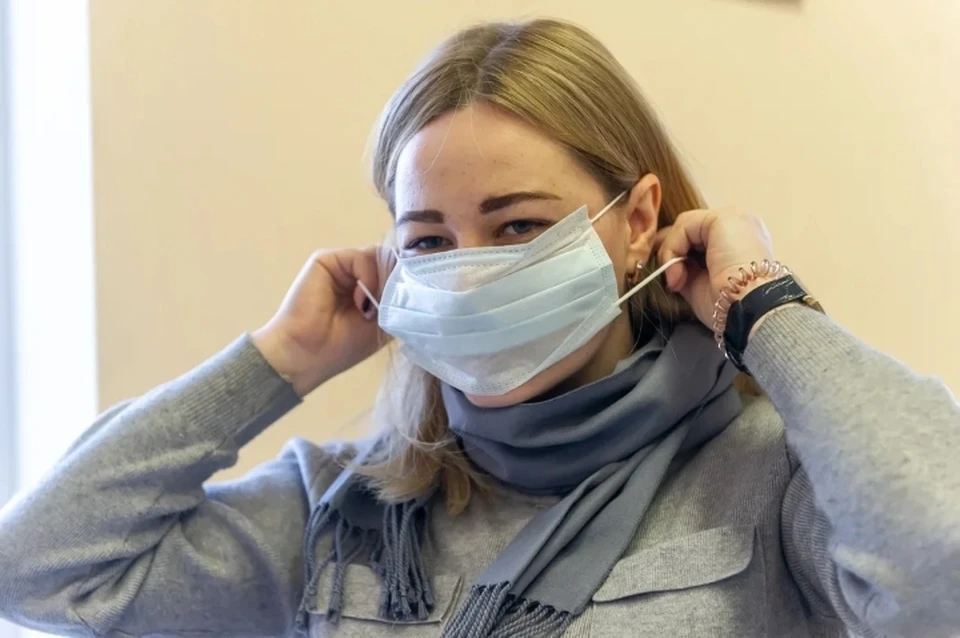 В Петербурге хотят расширить производство предприятий, выпускающих медицинские маски.