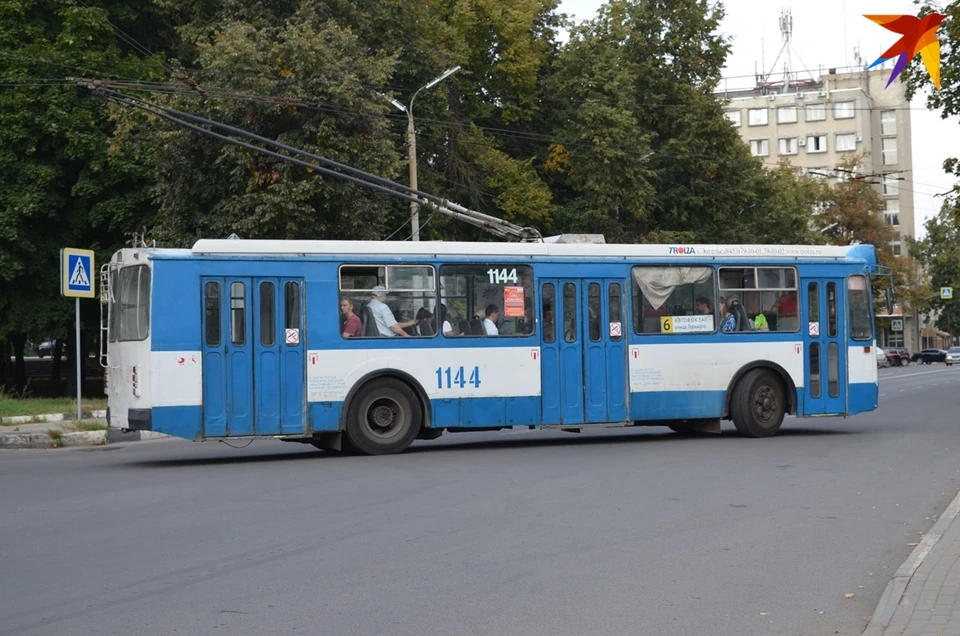 Трамваи и троллейбусы проходят санитарную обработку