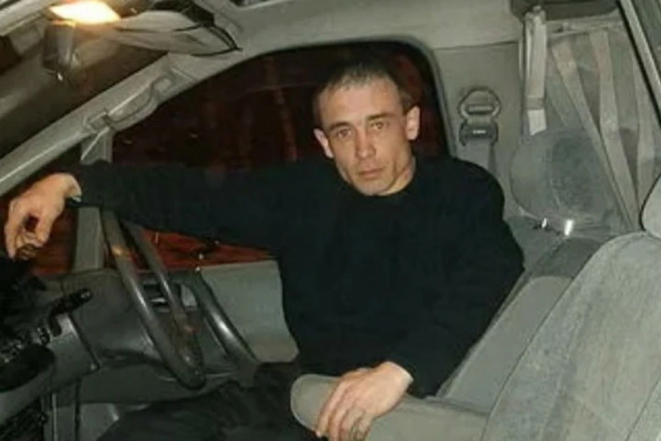 Мужчина с татуировкой в виде волчьего оскала пропал без вести в Шелехове. Фото: ГУ МВД России по Иркутской области.