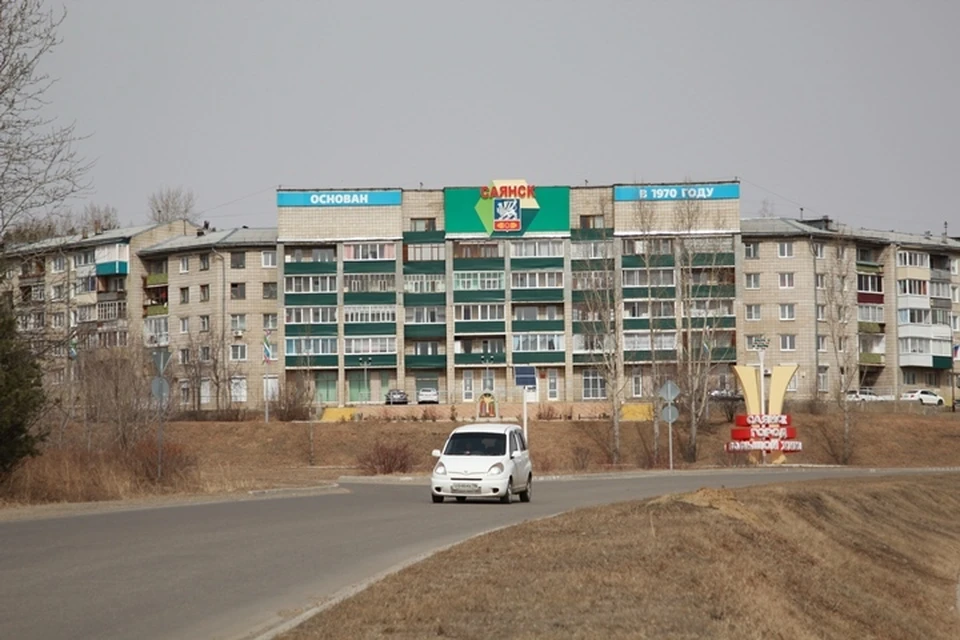 Как живут предприниматели городка Саянск, мэр которого открыл все организации в разгар пандемии.