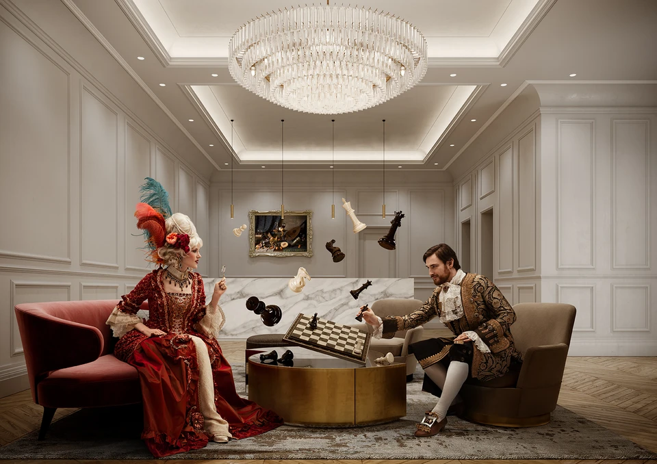 В рекламе элитного квартала «Театральный Дом» внимание уделили моде на барокко.