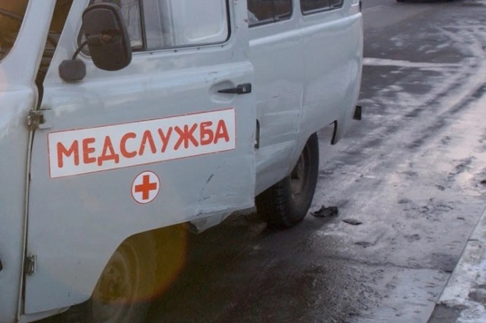 Медицинских автомобилей не хватало, ездить приходилось на легковых такси